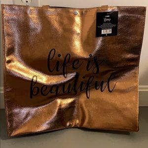 Tote bag